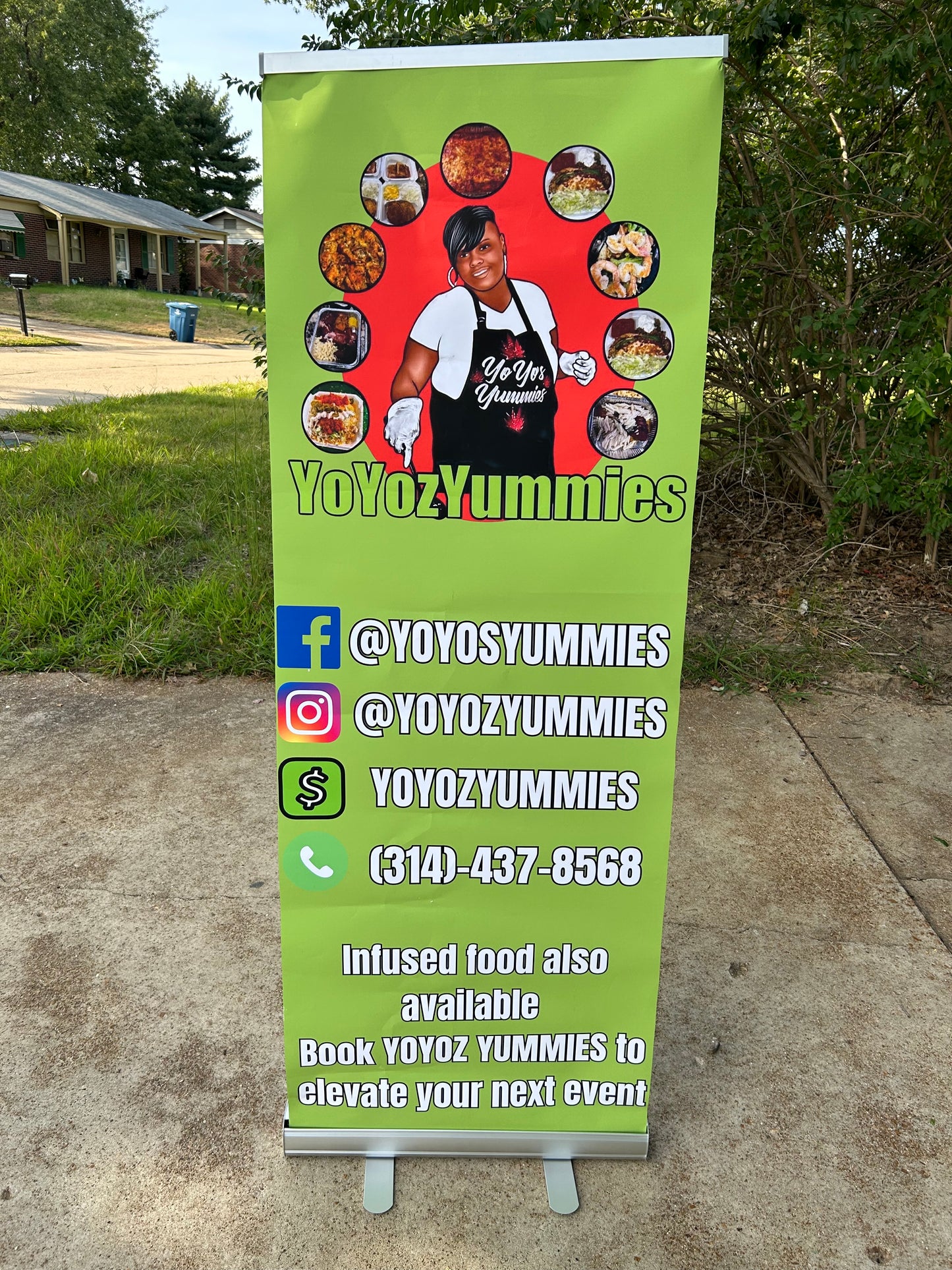 Retractable banner